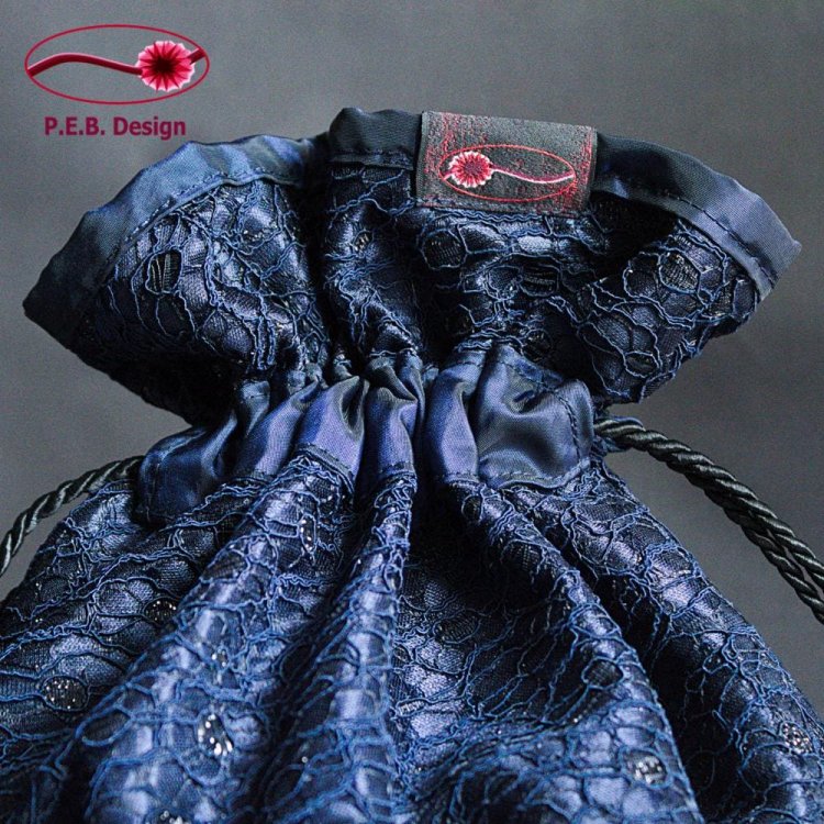 Pompadour Bag Flower Relief Midnight Blue - Click Image to Close