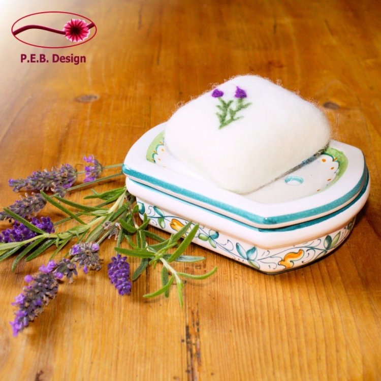 Umfilzte Lavendel-Seife - zum Schließen ins Bild klicken