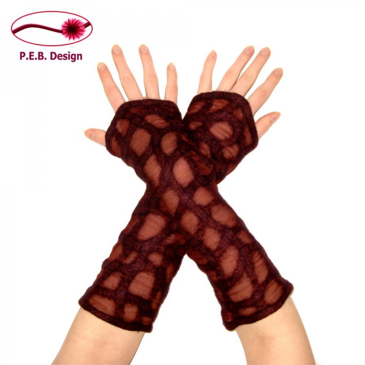 Silk Arm Warmers Wavy Grate Berry - Click Image to Close