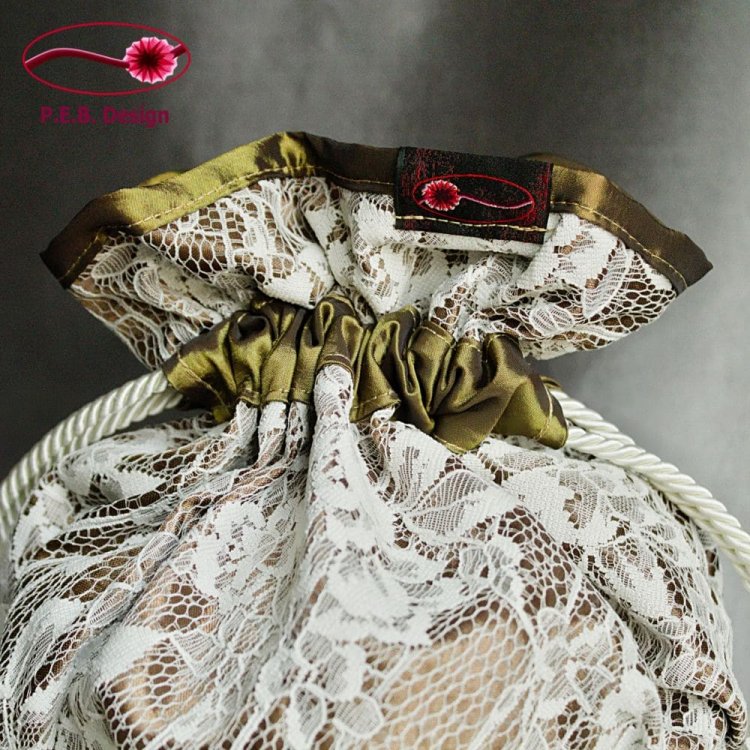 Pompadour Bag Lace Cappuccino-Cream - Click Image to Close